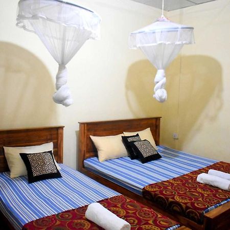 Ranliya Lodge Anuradhapura Exteriör bild