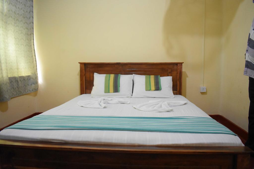 Ranliya Lodge Anuradhapura Exteriör bild