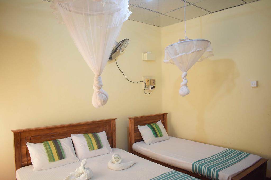Ranliya Lodge Anuradhapura Exteriör bild